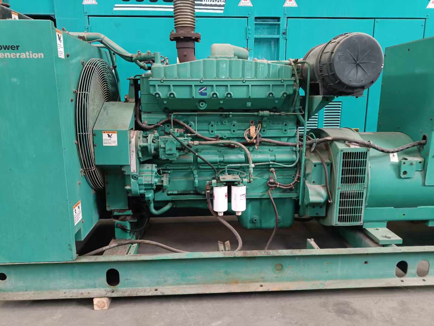 汉台过载会对 600kW 柴油发电机组造成哪些损害？